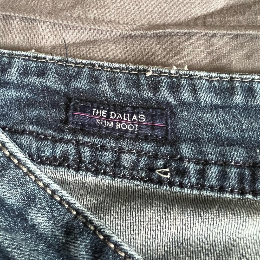 Vigoss The Dallas Slim Boot Woman’s Dark Wash Sturdy Western Bling Jeans 16 - Picture 14 of 16